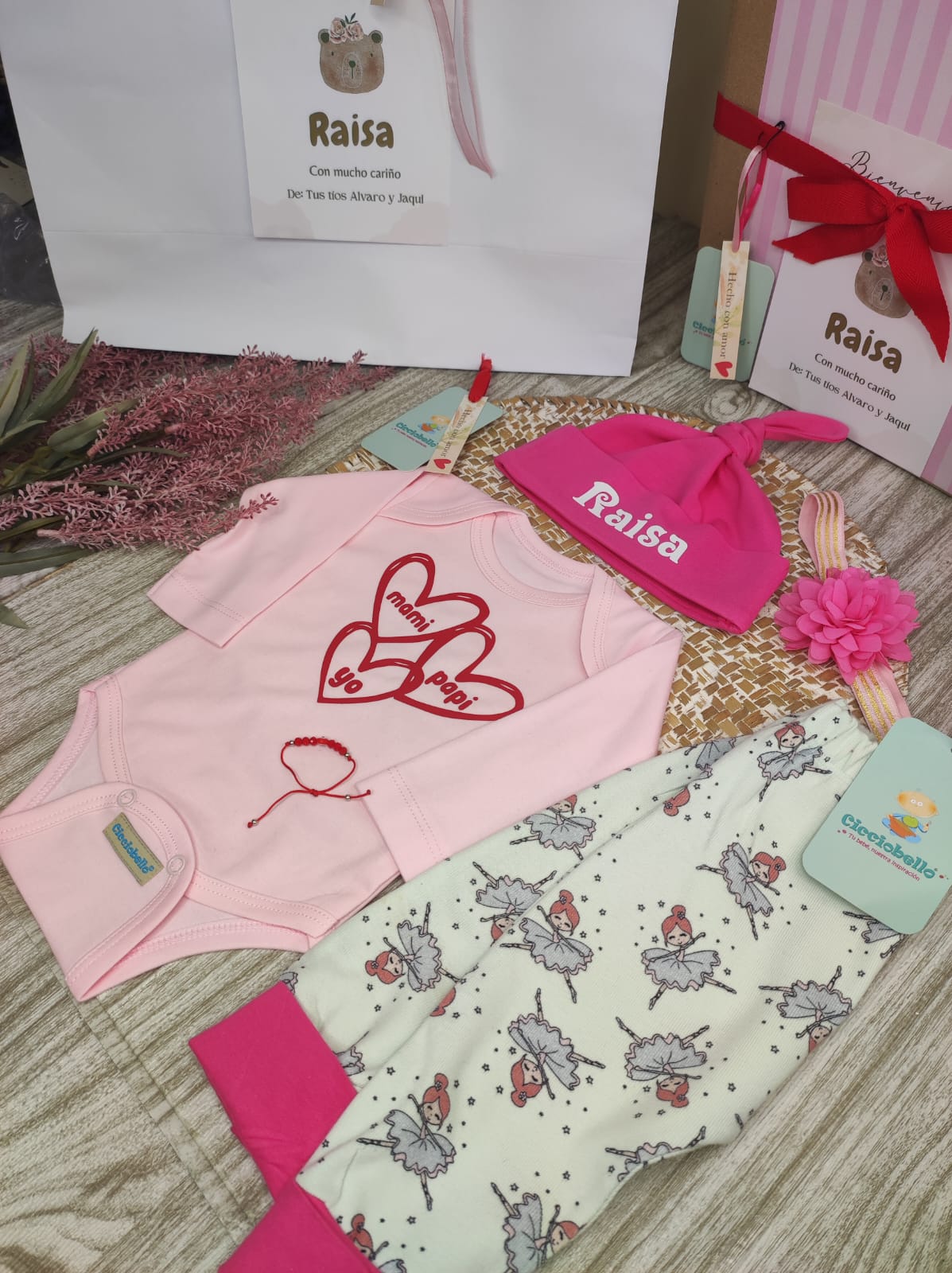 Baby Shower corazones papá, mamá y bebé